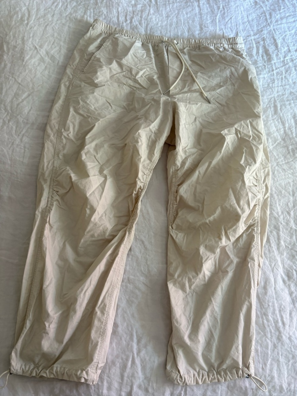Abercrombie & Fitch Cream Drawstring Joggers